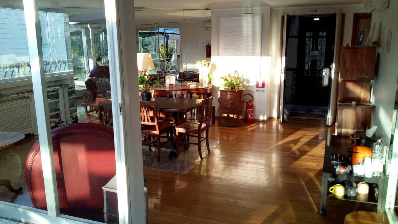Bb Roma Prati Bed & Breakfast Exterior photo